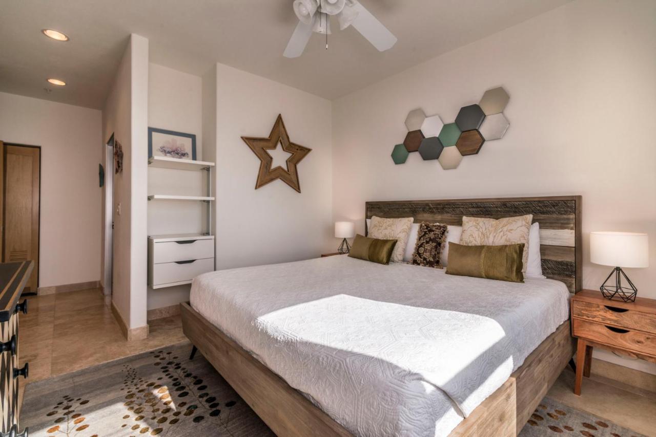 Apartment Sea Deuce By The Ocean *