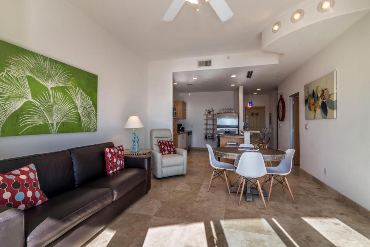 Apartment Sea Deuce By The Ocean